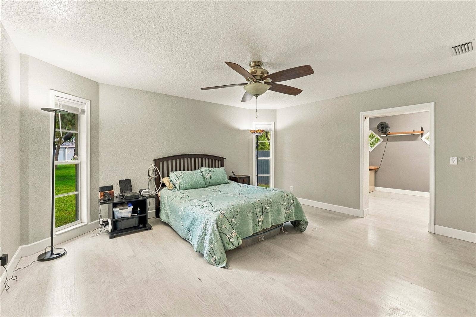 8416 SOUTHWOOD OAKS STREET, Lithia, FL 33547 8416 SOUTHWOOD OAKS STREET, Lithia, FL 33547