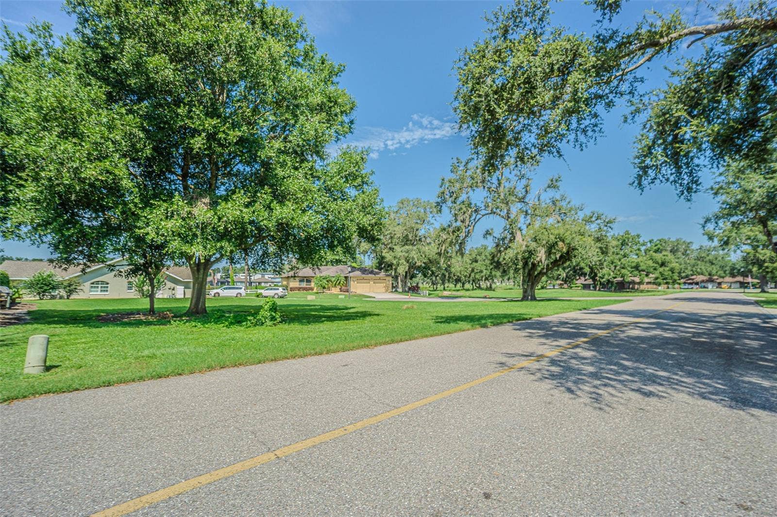 BRENTWOOD DRIVE, Zephyrhills, FL 33542