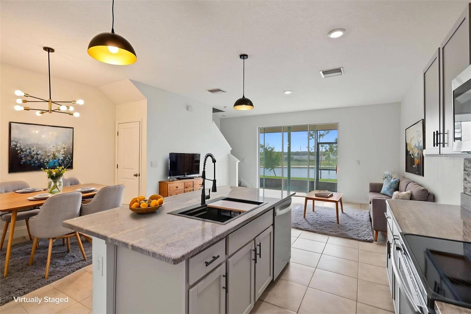 136 MANGROVE SHADE CIRCLE, Apollo Beach, FL 33572 136 MANGROVE SHADE CIRCLE, Apollo Beach, FL 33572