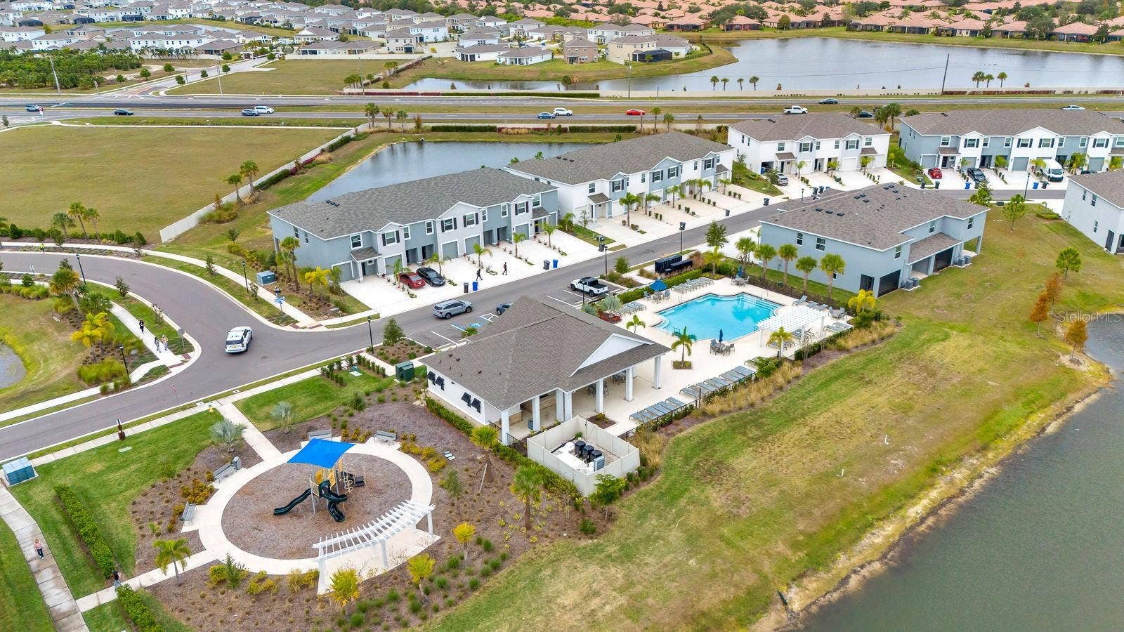 136 MANGROVE SHADE CIRCLE, Apollo Beach, FL 33572 136 MANGROVE SHADE CIRCLE, Apollo Beach, FL 33572