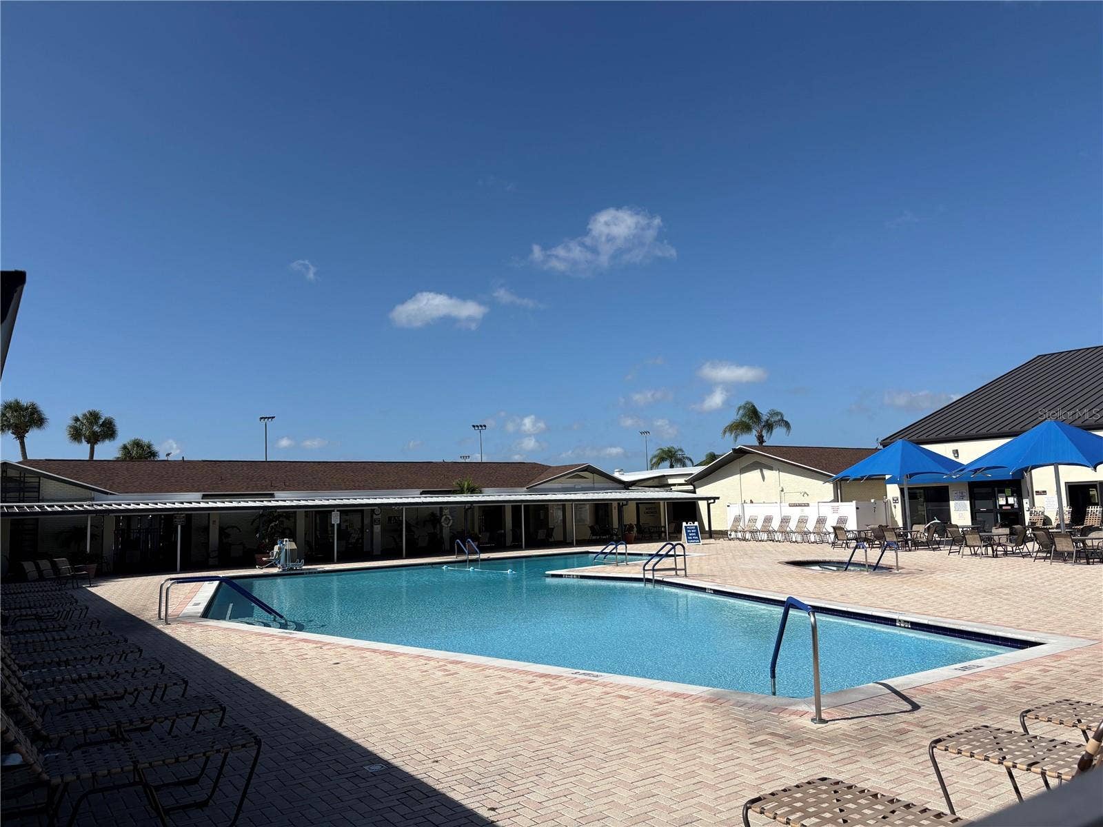 304 BROCKFIELD DRIVE, Sun City Center, FL 33573 304 BROCKFIELD DRIVE, Sun City Center, FL 33573