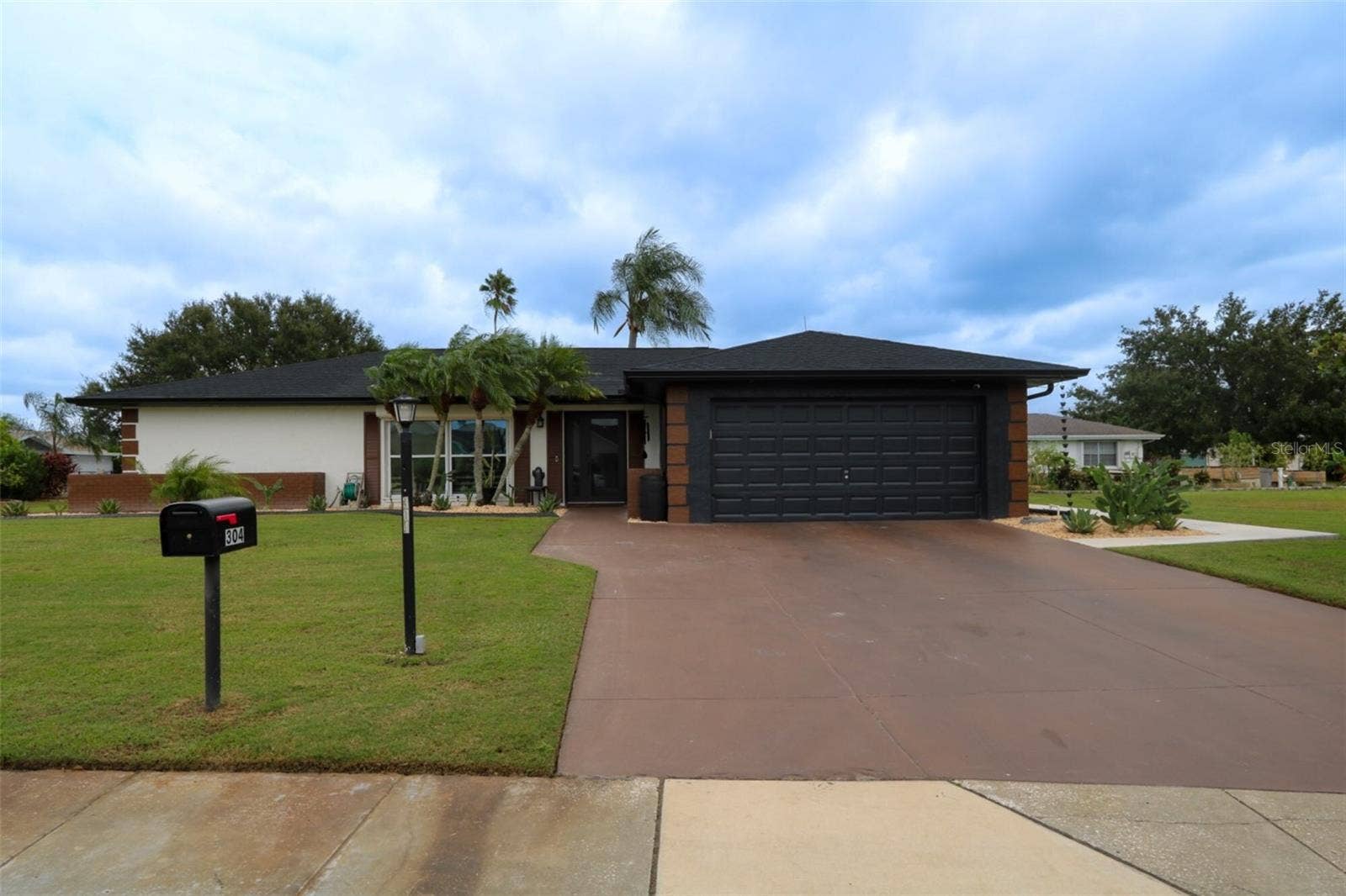 304 BROCKFIELD DRIVE, Sun City Center, FL 33573 304 BROCKFIELD DRIVE, Sun City Center, FL 33573