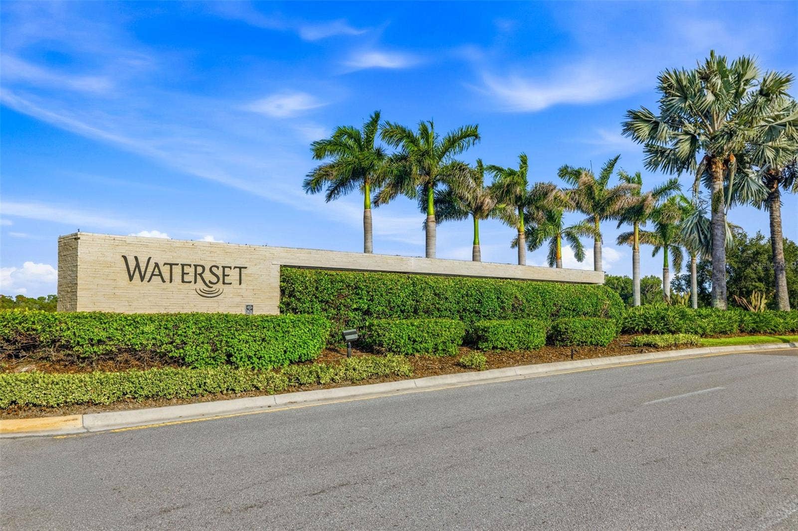5254 WOLF CREEK DRIVE, Apollo Beach, FL 33572 5254 WOLF CREEK DRIVE, Apollo Beach, FL 33572