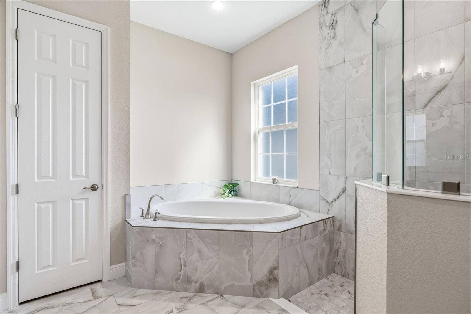 5254 WOLF CREEK DRIVE, Apollo Beach, FL 33572 5254 WOLF CREEK DRIVE, Apollo Beach, FL 33572