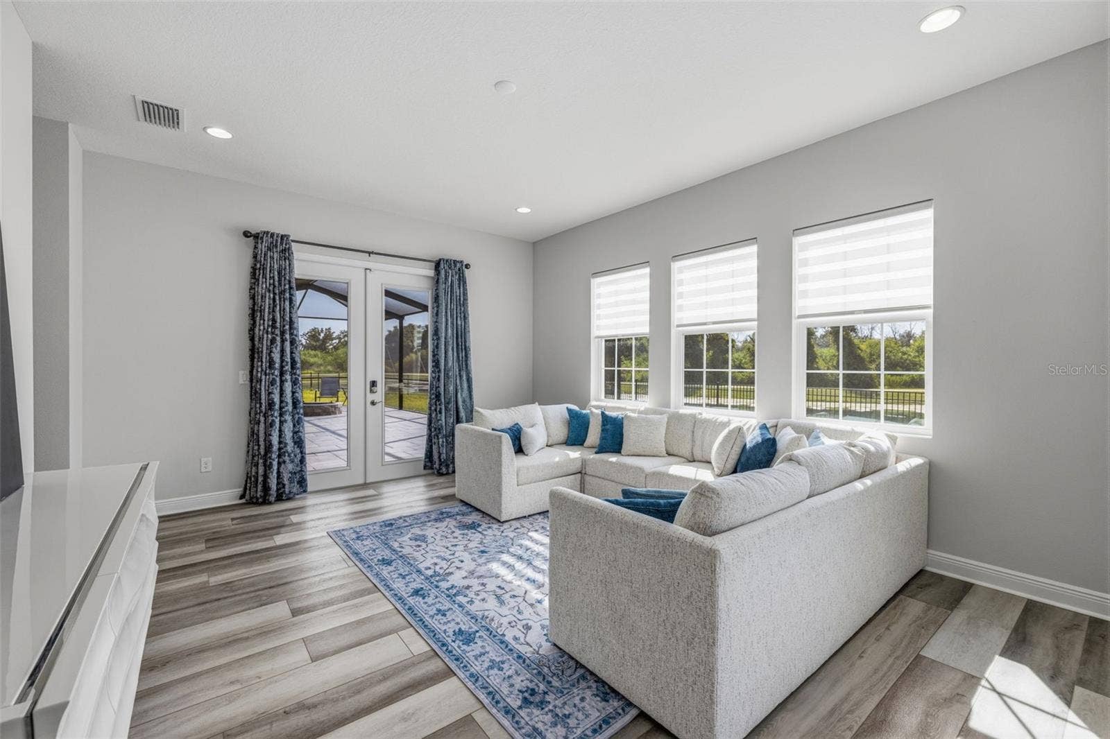 5254 WOLF CREEK DRIVE, Apollo Beach, FL 33572 5254 WOLF CREEK DRIVE, Apollo Beach, FL 33572