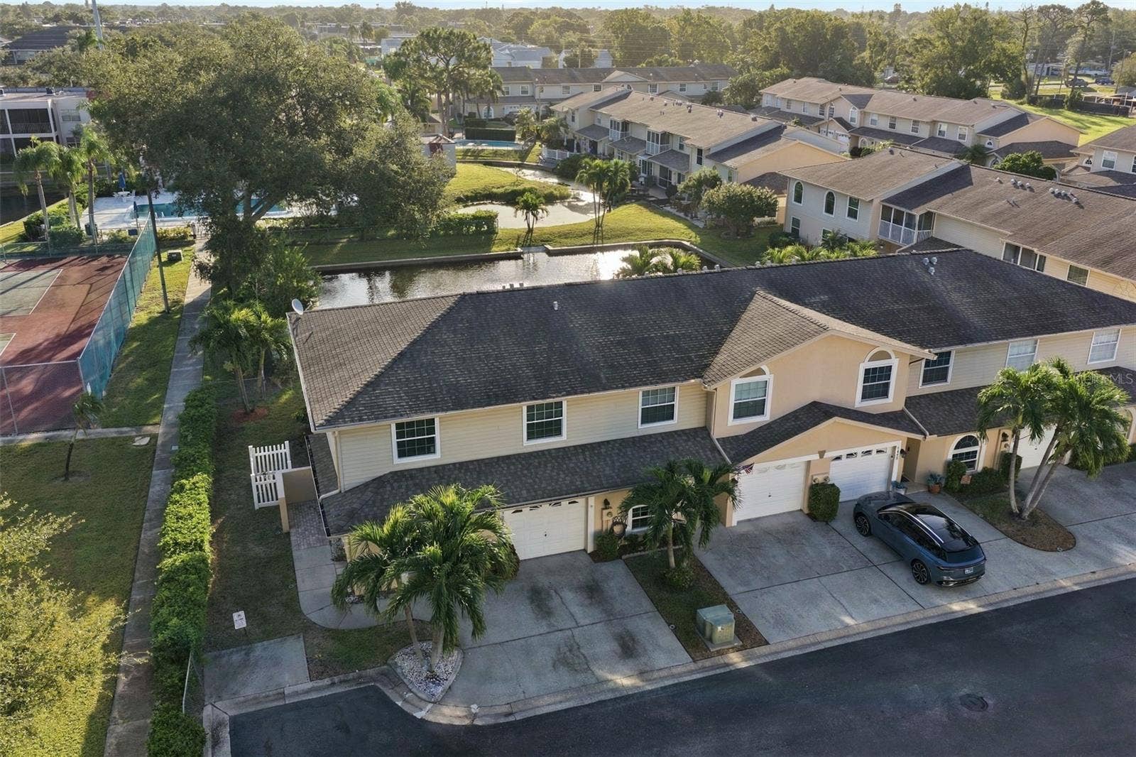 9049 ANTIGUA DRIVE, Seminole, FL 33777 9049 ANTIGUA DRIVE, Seminole, FL 33777