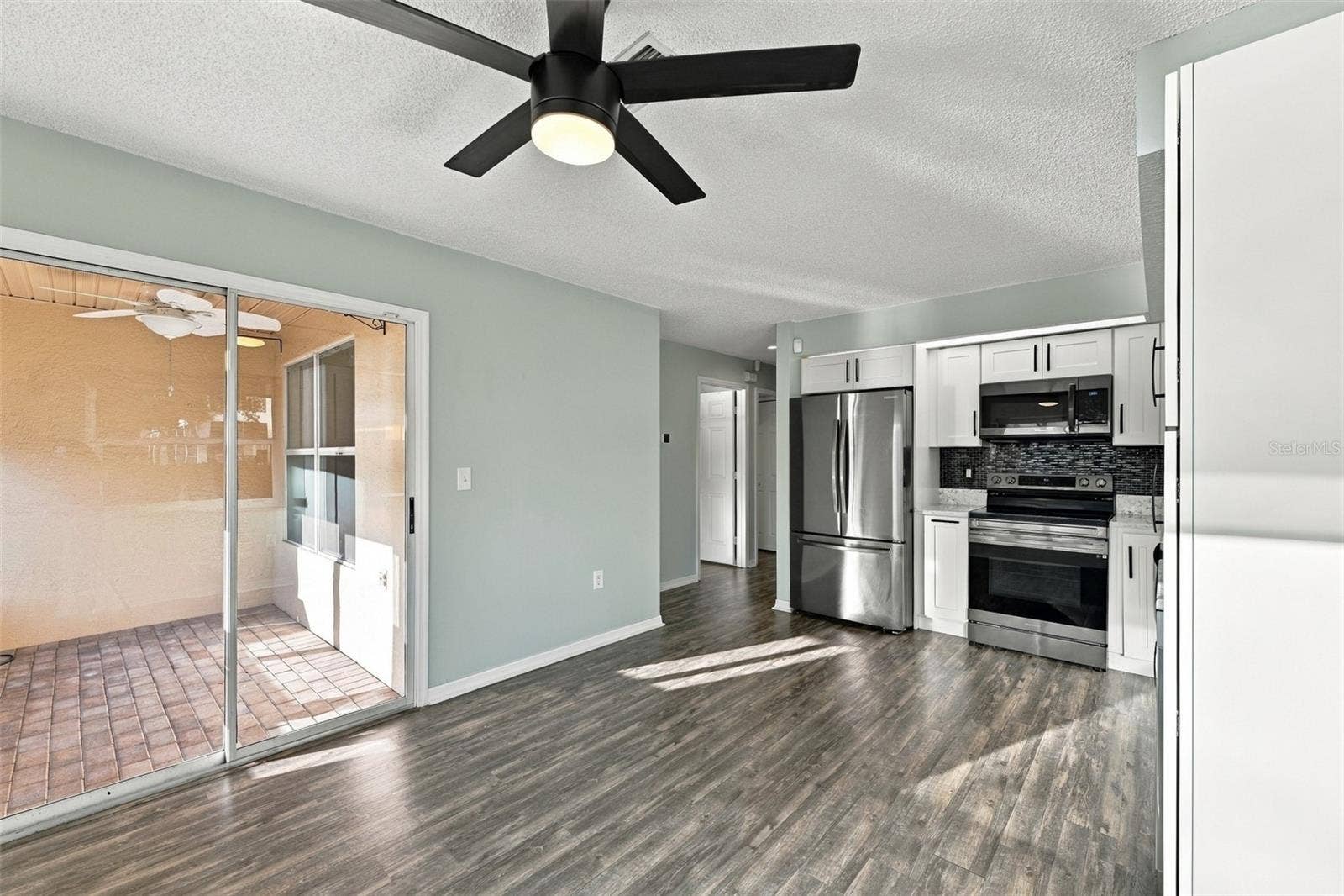 9049 ANTIGUA DRIVE, Seminole, FL 33777 9049 ANTIGUA DRIVE, Seminole, FL 33777