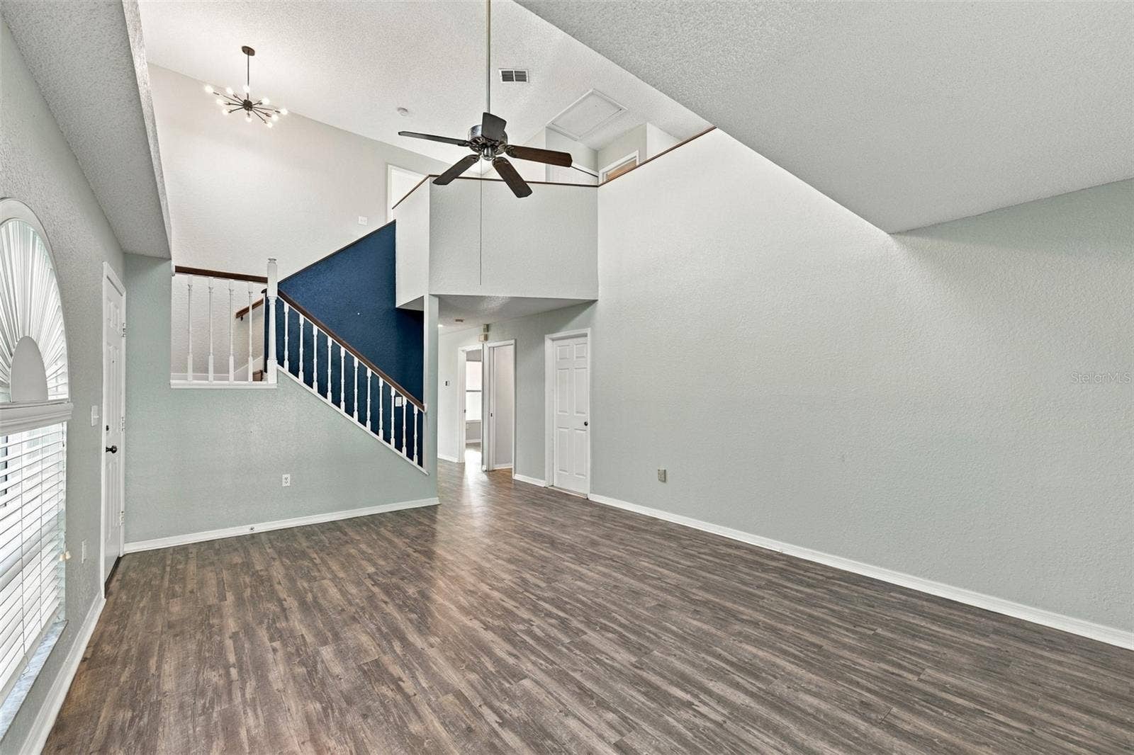 9049 ANTIGUA DRIVE, Seminole, FL 33777 9049 ANTIGUA DRIVE, Seminole, FL 33777