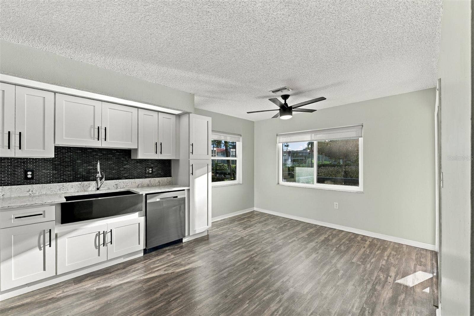 9049 ANTIGUA DRIVE, Seminole, FL 33777 9049 ANTIGUA DRIVE, Seminole, FL 33777