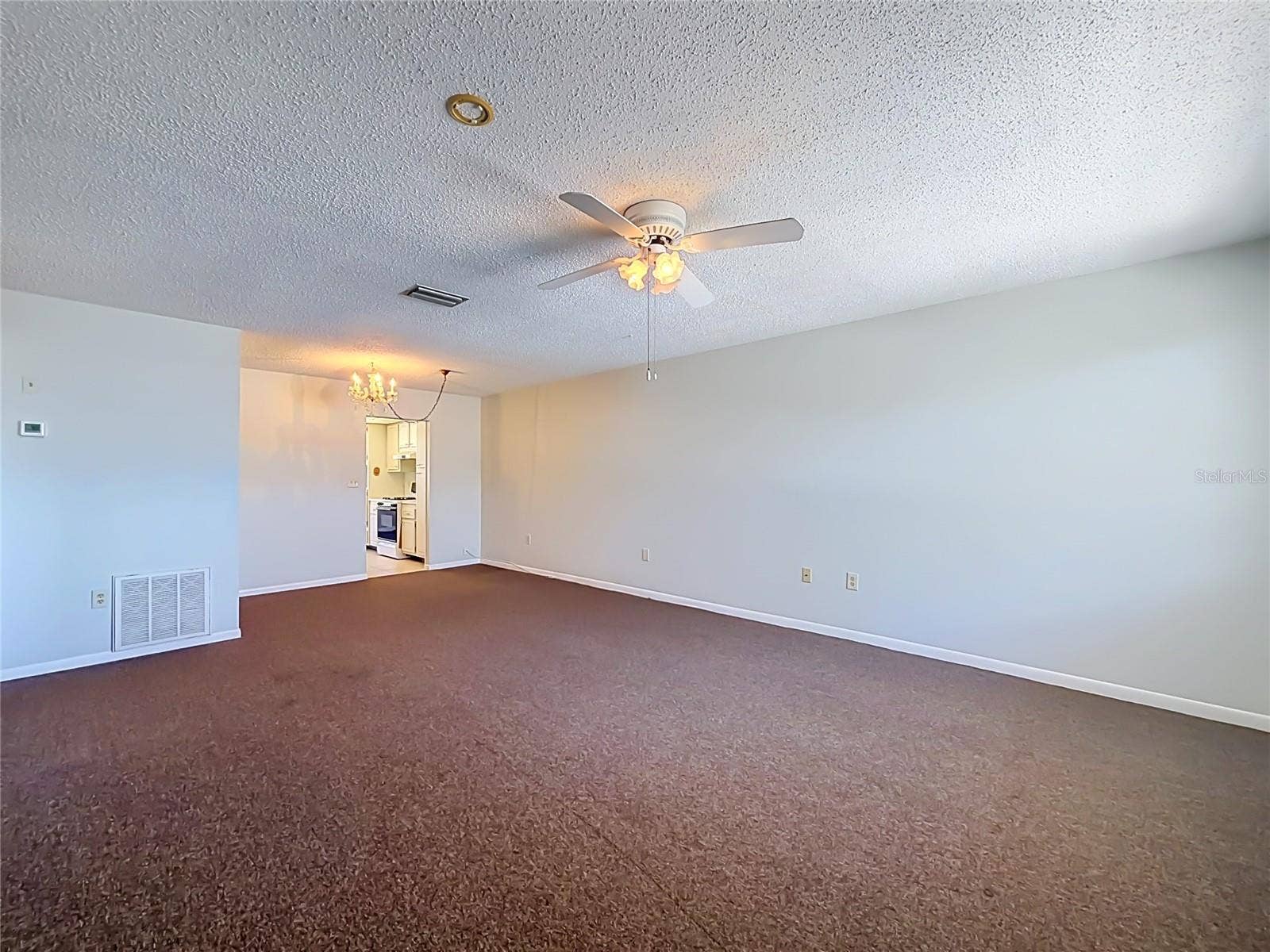 3128 59TH STREET S, #204, Gulfport, FL 33707 Living room