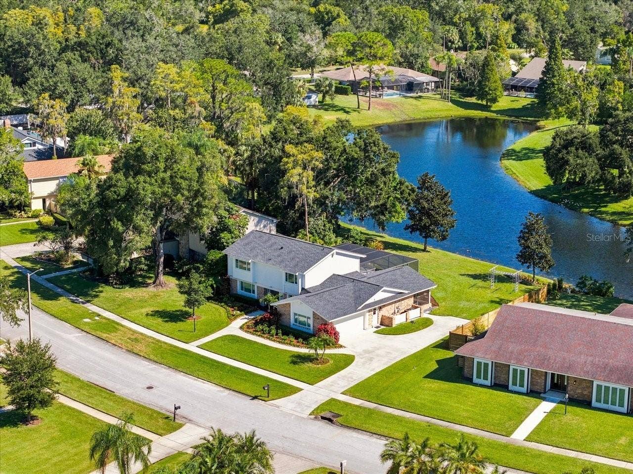 4110 CARROLLWOOD VILLAGE DRIVE, Tampa, FL 33618