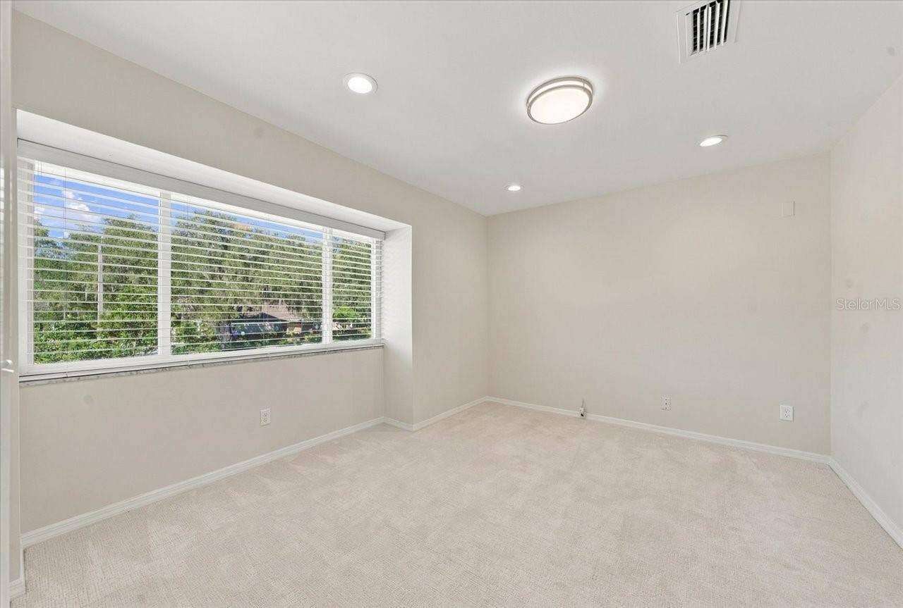 4110 CARROLLWOOD VILLAGE DRIVE, Tampa, FL 33618