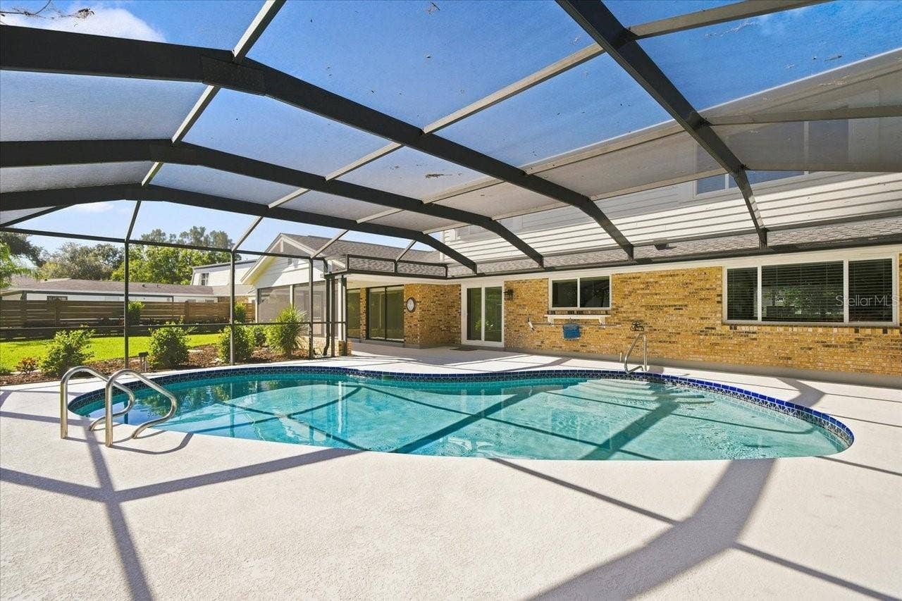 4110 CARROLLWOOD VILLAGE DRIVE, Tampa, FL 33618