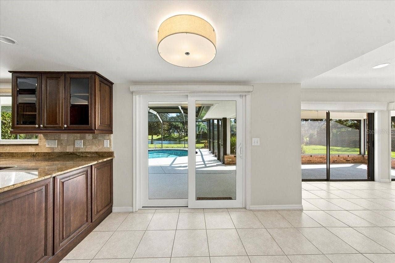 4110 CARROLLWOOD VILLAGE DRIVE, Tampa, FL 33618
