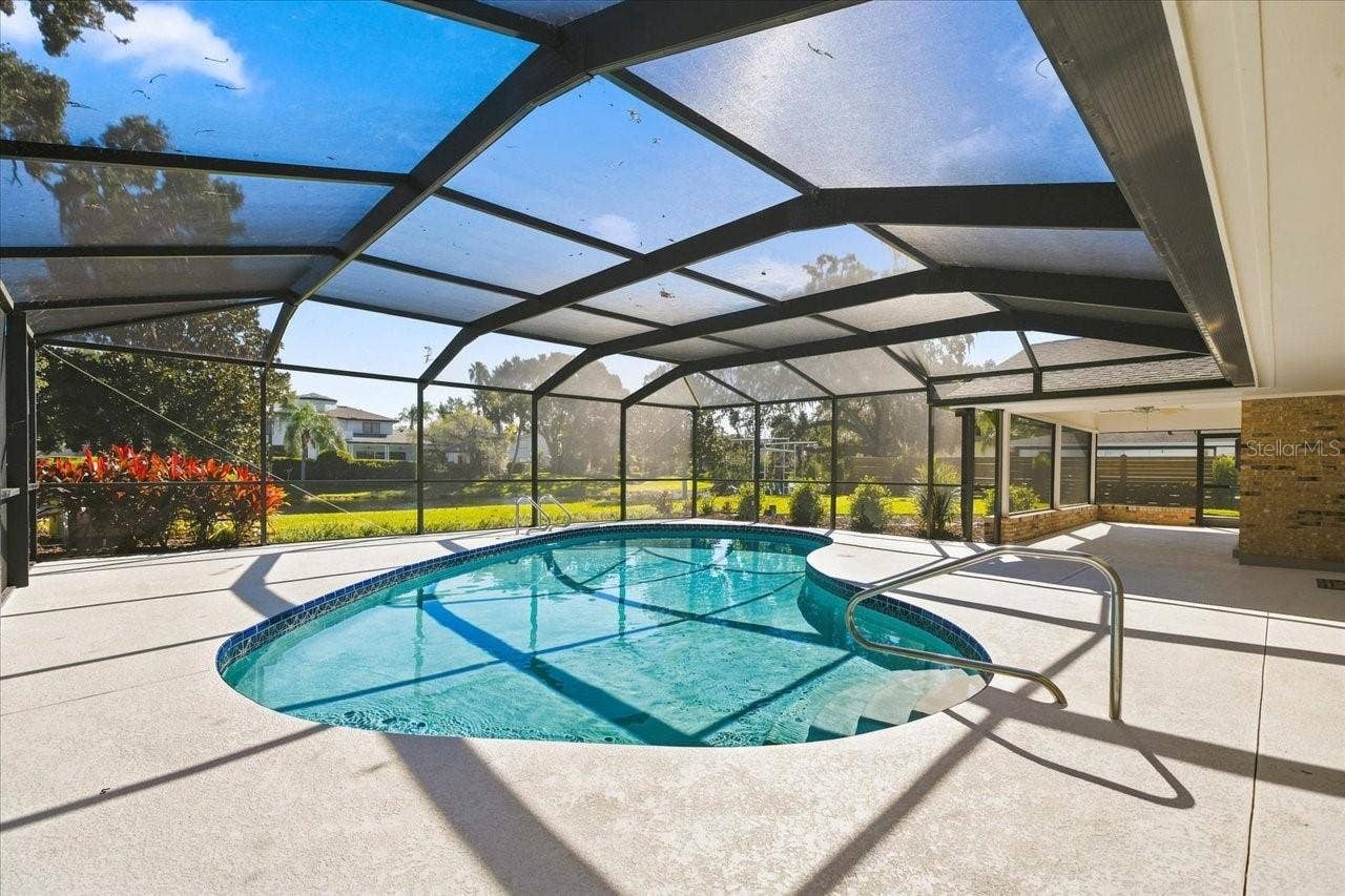 4110 CARROLLWOOD VILLAGE DRIVE, Tampa, FL 33618