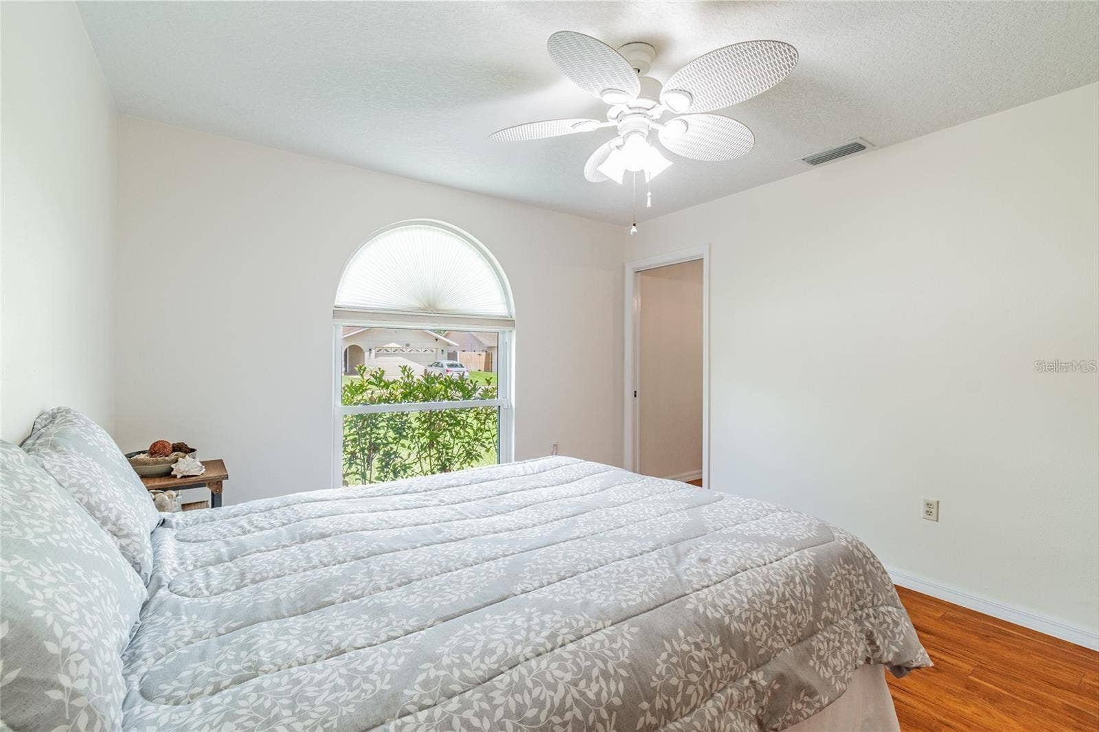 5318 LAS FLORES VIADUCT, New Port Richey, FL 34655 5318 LAS FLORES VIADUCT, New Port Richey, FL 34655