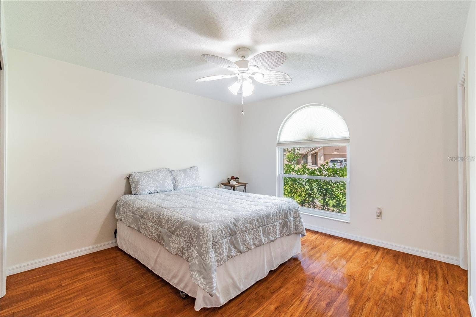 5318 LAS FLORES VIADUCT, New Port Richey, FL 34655 5318 LAS FLORES VIADUCT, New Port Richey, FL 34655