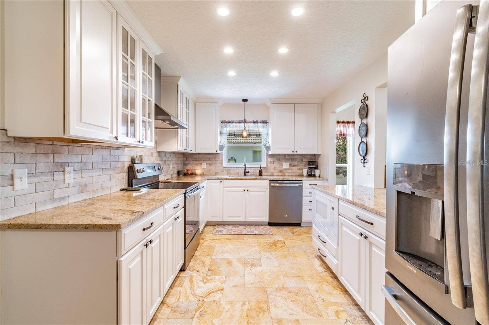 5318 LAS FLORES VIADUCT, New Port Richey, FL 34655 5318 LAS FLORES VIADUCT, New Port Richey, FL 34655
