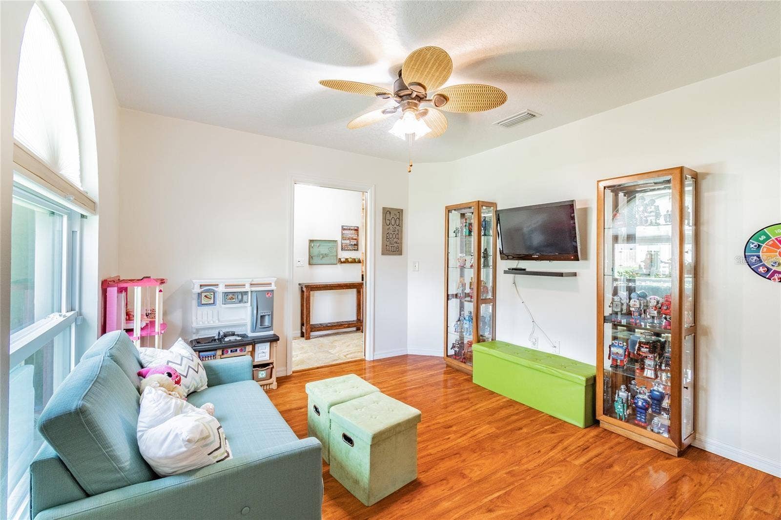 5318 LAS FLORES VIADUCT, New Port Richey, FL 34655 5318 LAS FLORES VIADUCT, New Port Richey, FL 34655