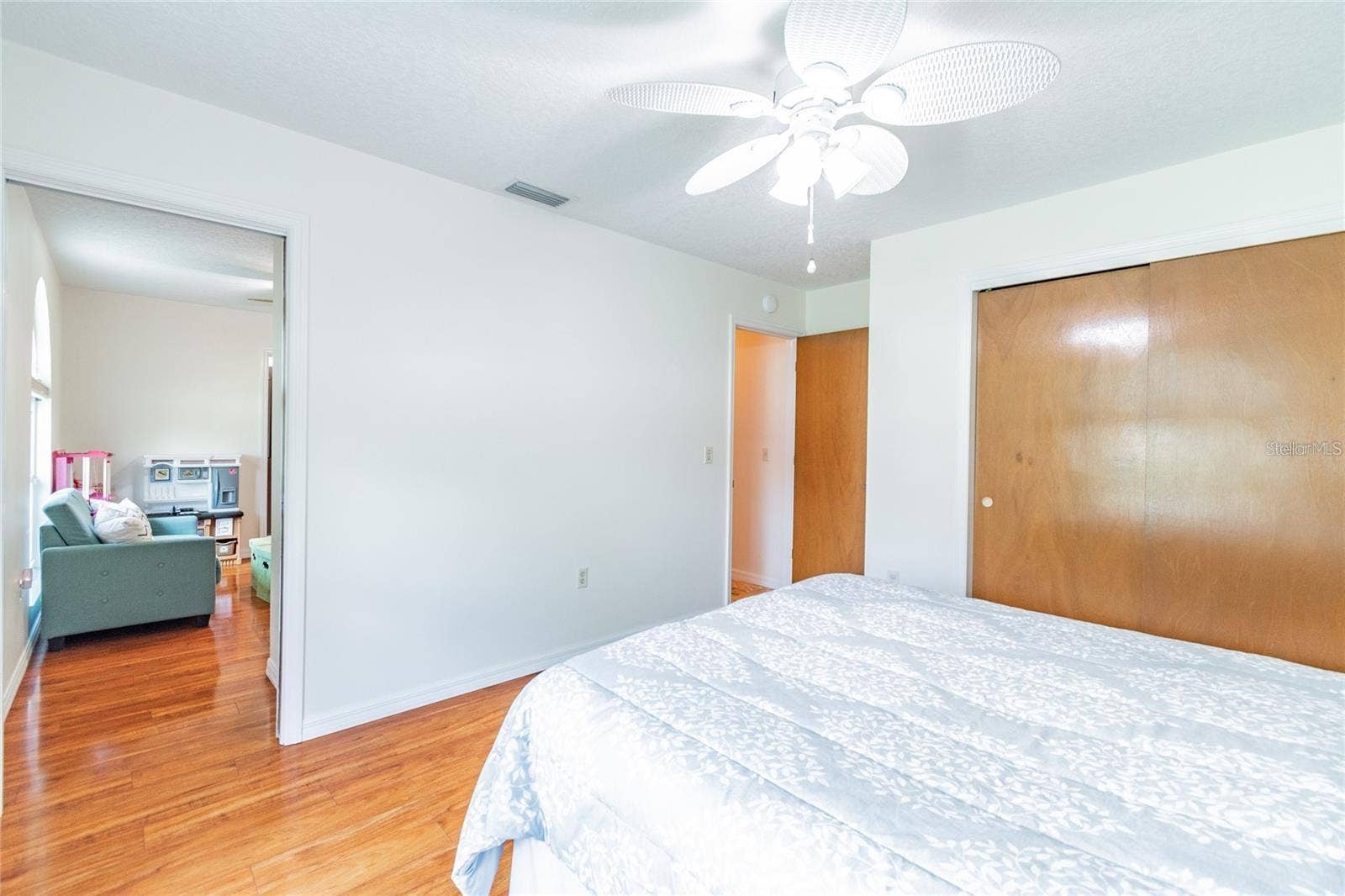 5318 LAS FLORES VIADUCT, New Port Richey, FL 34655 5318 LAS FLORES VIADUCT, New Port Richey, FL 34655