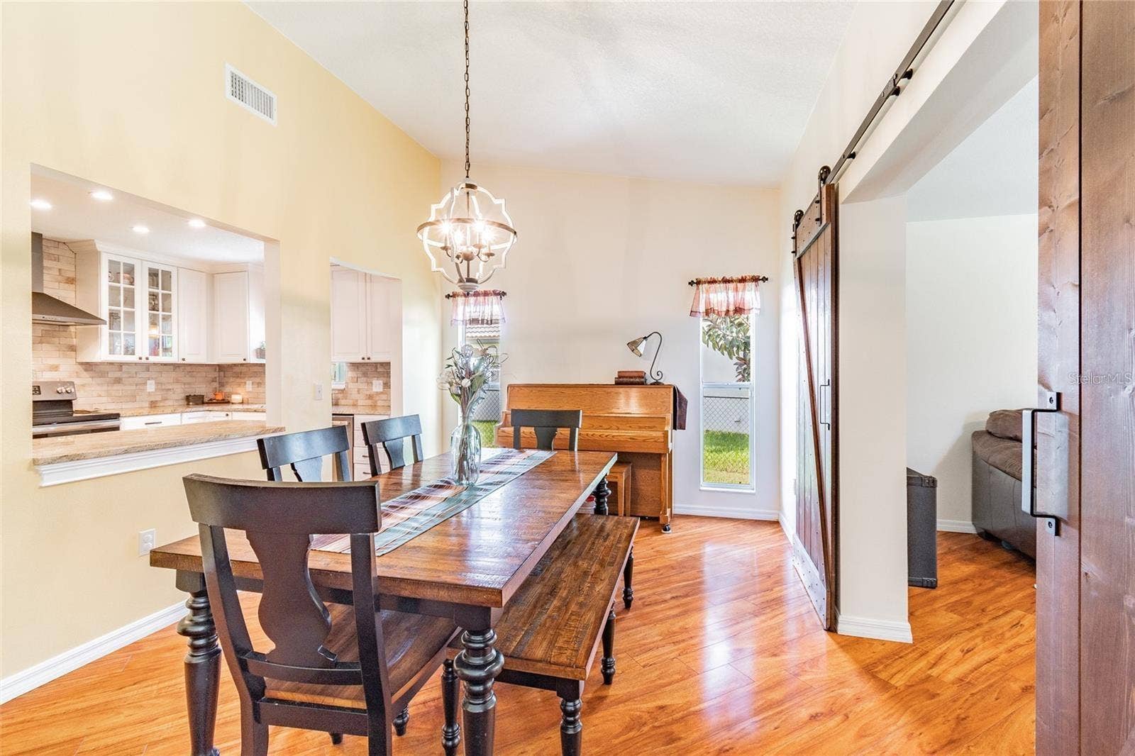 5318 LAS FLORES VIADUCT, New Port Richey, FL 34655 5318 LAS FLORES VIADUCT, New Port Richey, FL 34655