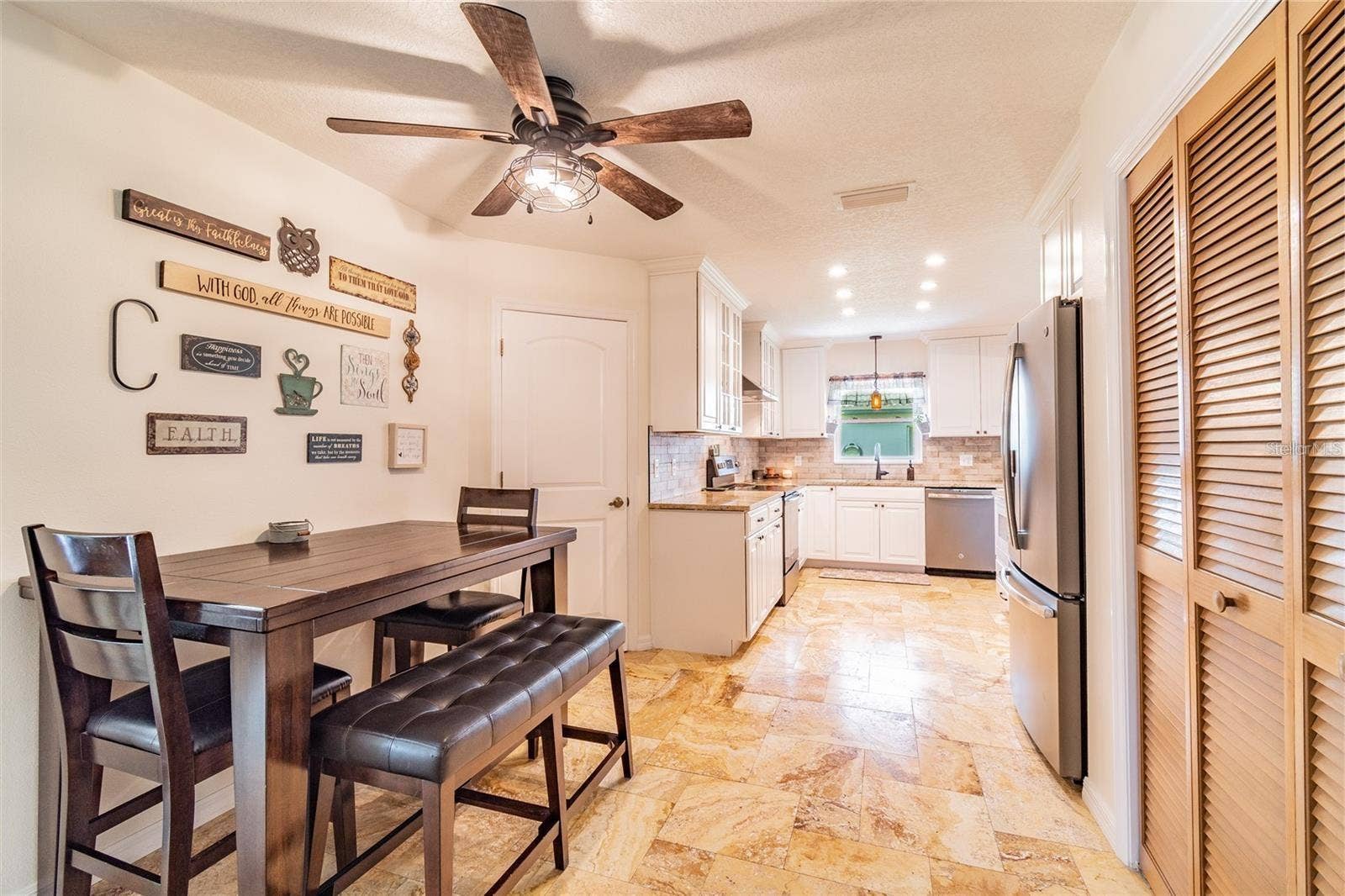 5318 LAS FLORES VIADUCT, New Port Richey, FL 34655 5318 LAS FLORES VIADUCT, New Port Richey, FL 34655