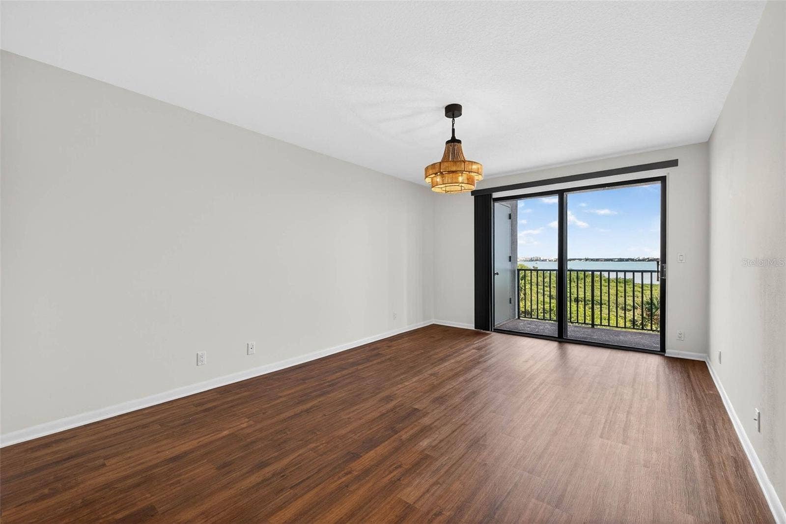 1501 GULF BOULEVARD, #205, Clearwater Beach, FL 33767 1501 GULF BOULEVARD, #205, Clearwater Beach, FL 33767