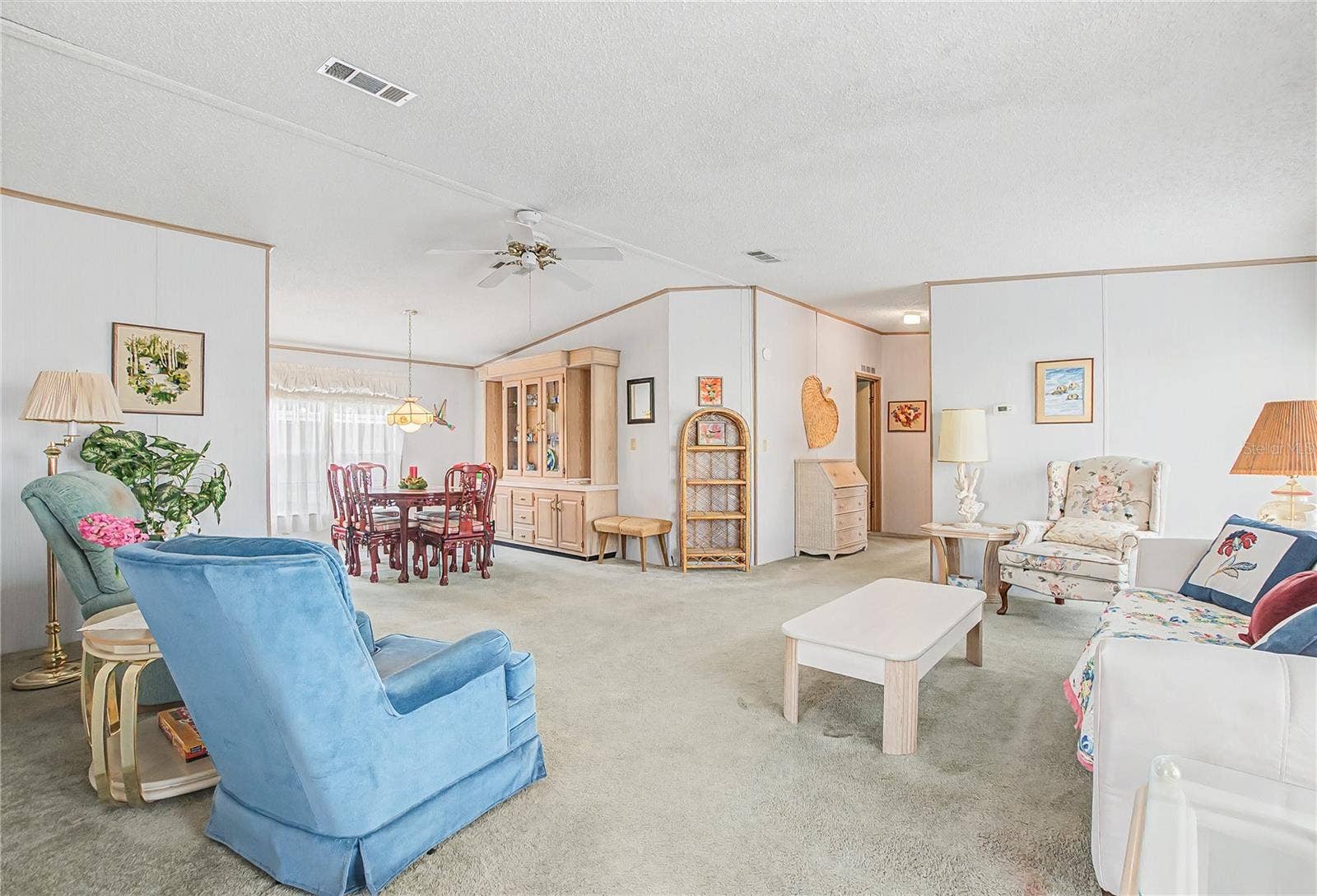 5425 BETMAR DRIVE, Zephyrhills, FL 33542 5425 BETMAR DRIVE, Zephyrhills, FL 33542
