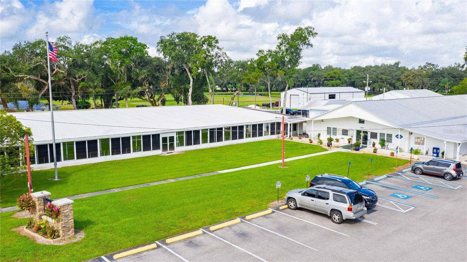 5425 BETMAR DRIVE, Zephyrhills, FL 33542 5425 BETMAR DRIVE, Zephyrhills, FL 33542