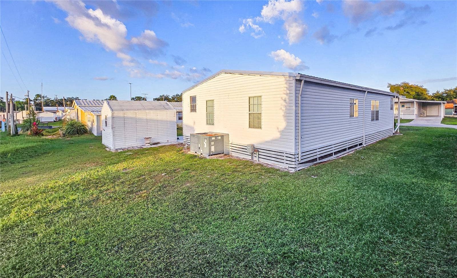 5425 BETMAR DRIVE, Zephyrhills, FL 33542 5425 BETMAR DRIVE, Zephyrhills, FL 33542