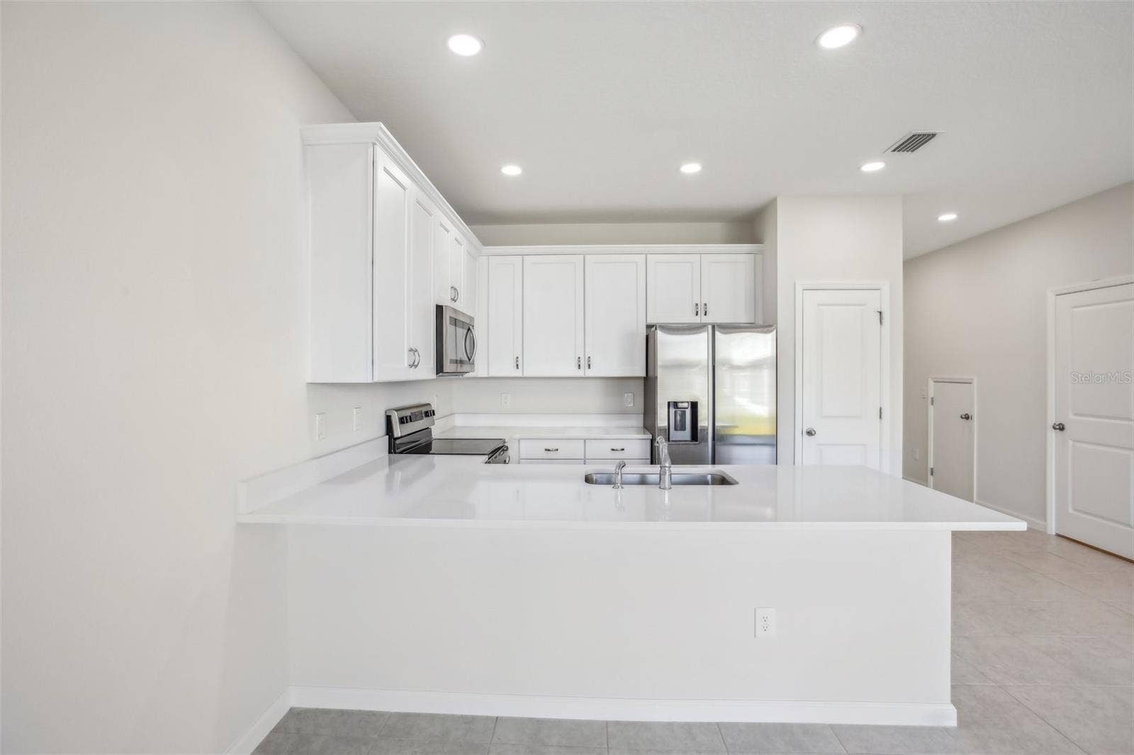 10912 QUICKWATER COURT, Riverview, FL 33569 Kitchen