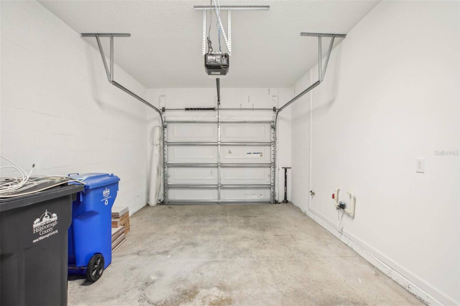 10912 QUICKWATER COURT, Riverview, FL 33569 Garage