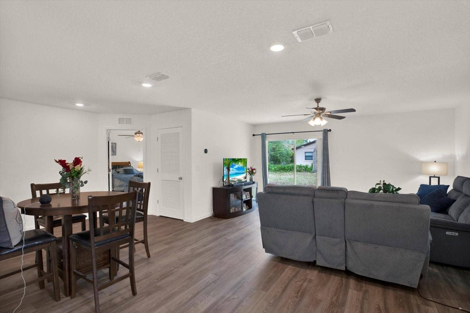7153 APACHE TRAIL, Spring Hill, FL 34606 7153 APACHE TRAIL, Spring Hill, FL 34606
