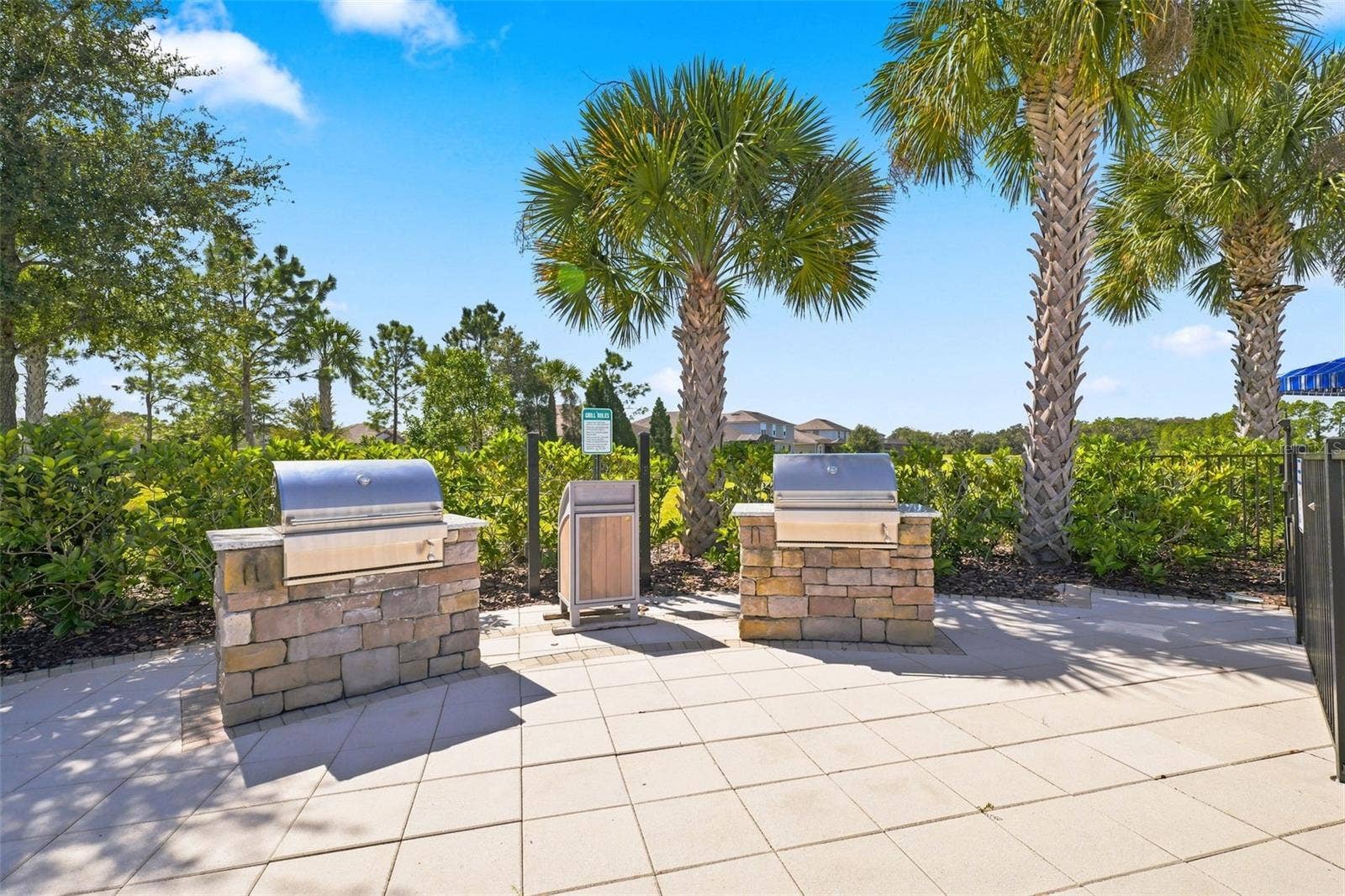 11417 BLUE WOODS DRIVE, Riverview, FL 33569 11417 BLUE WOODS DRIVE, Riverview, FL 33569