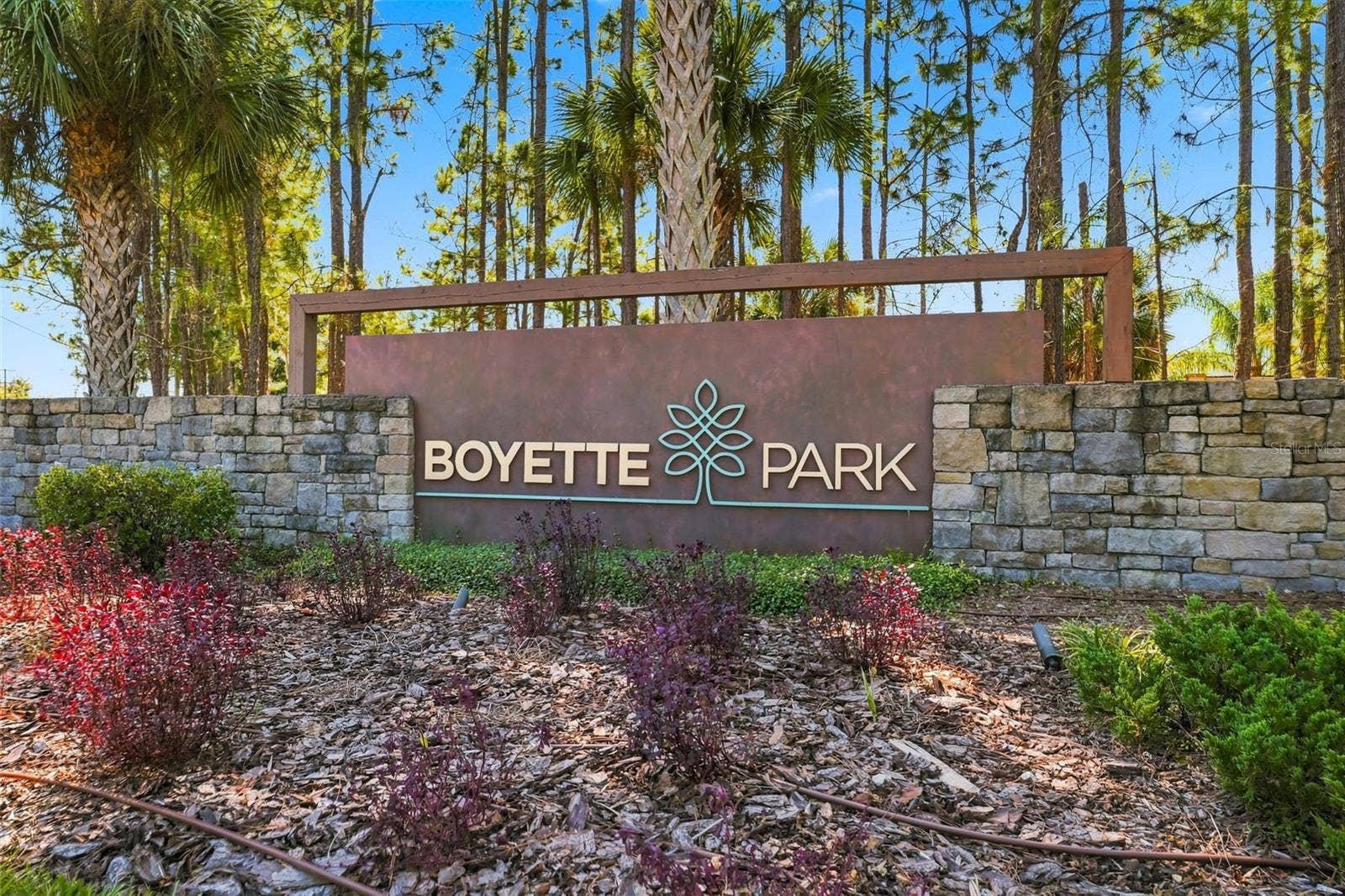11417 BLUE WOODS DRIVE, Riverview, FL 33569 11417 BLUE WOODS DRIVE, Riverview, FL 33569