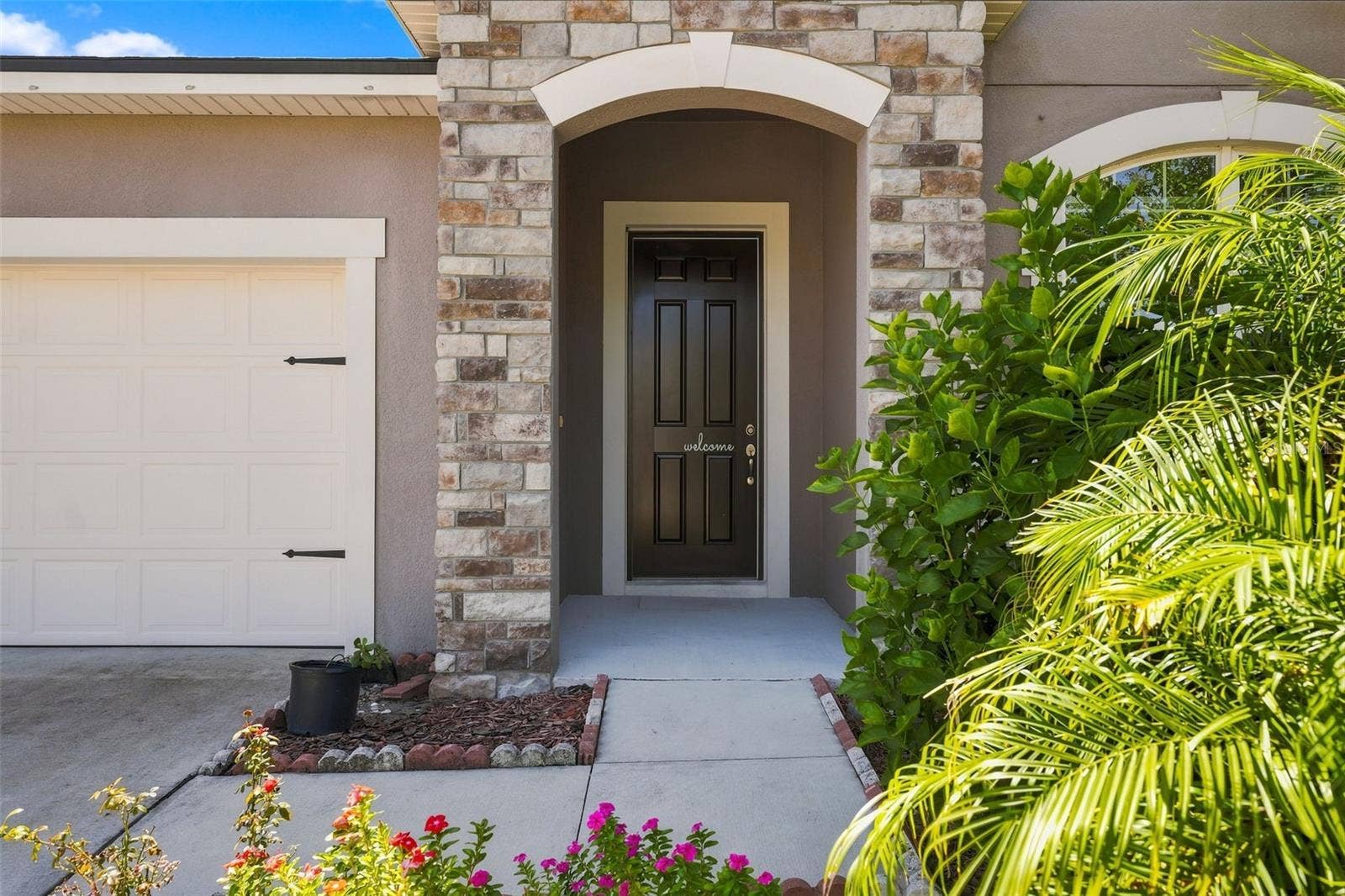 11417 BLUE WOODS DRIVE, Riverview, FL 33569 11417 BLUE WOODS DRIVE, Riverview, FL 33569