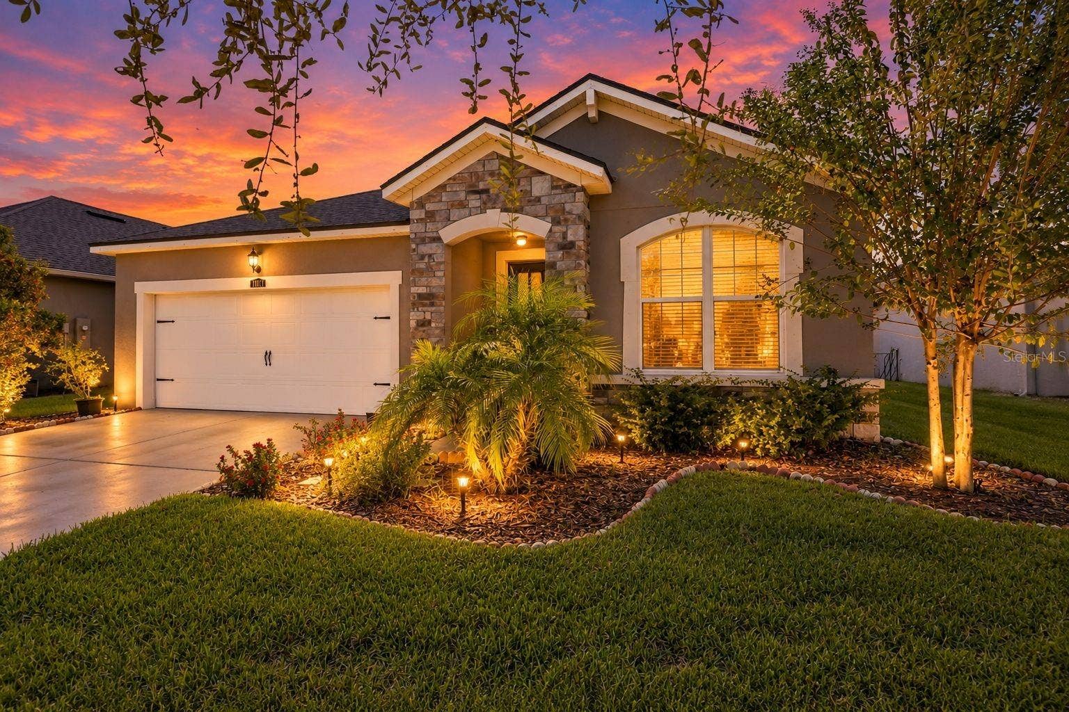 11417 BLUE WOODS DRIVE, Riverview, FL 33569 11417 BLUE WOODS DRIVE, Riverview, FL 33569