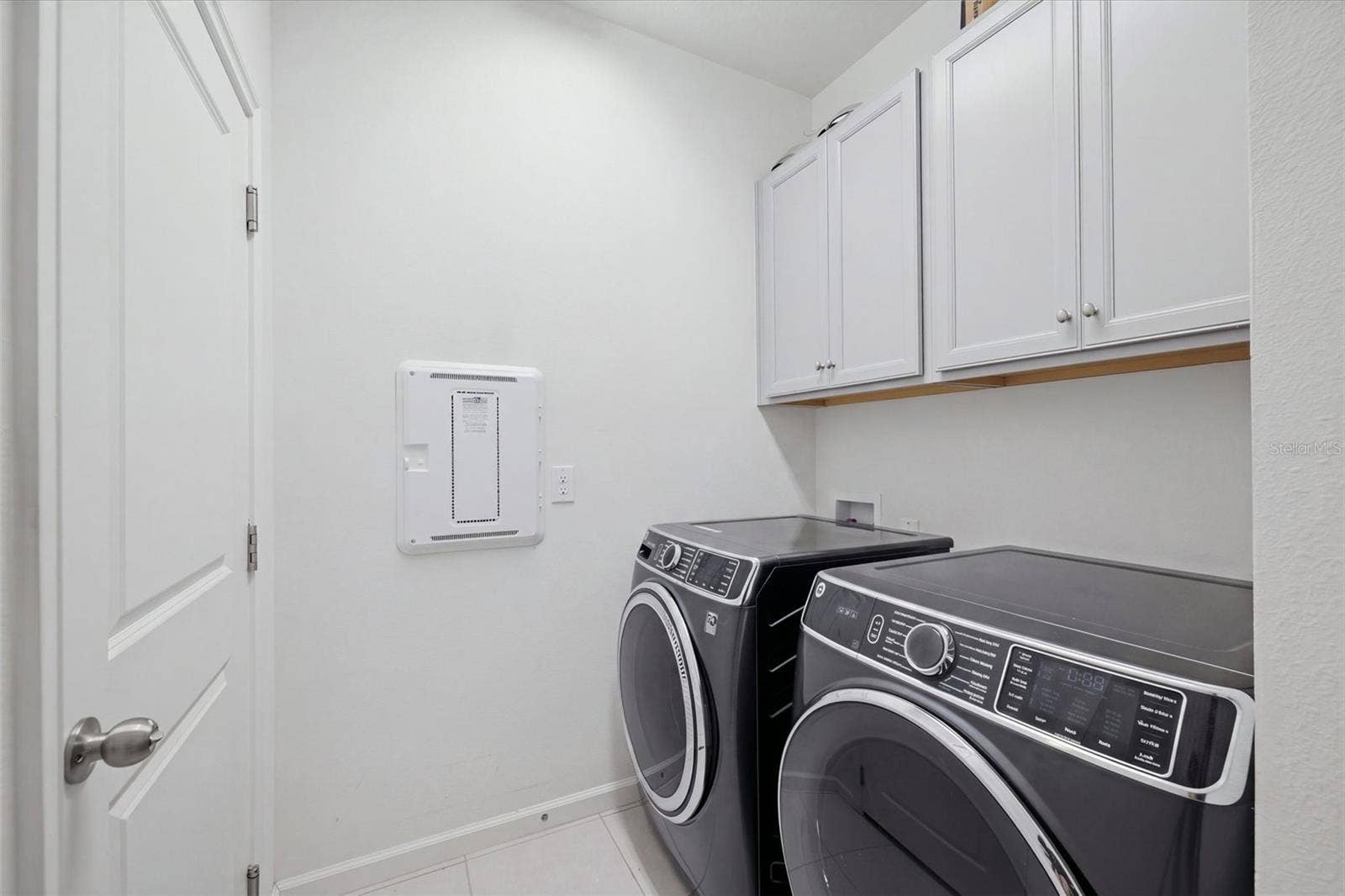 11417 BLUE WOODS DRIVE, Riverview, FL 33569 11417 BLUE WOODS DRIVE, Riverview, FL 33569