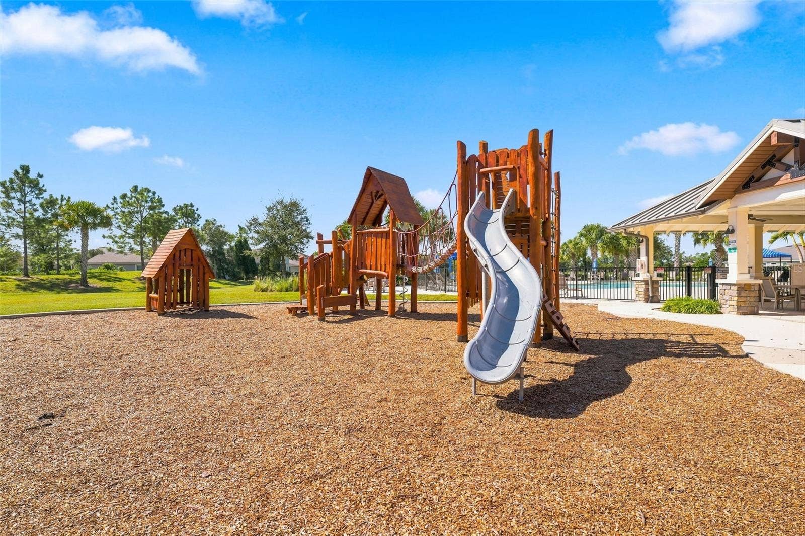 11417 BLUE WOODS DRIVE, Riverview, FL 33569 11417 BLUE WOODS DRIVE, Riverview, FL 33569