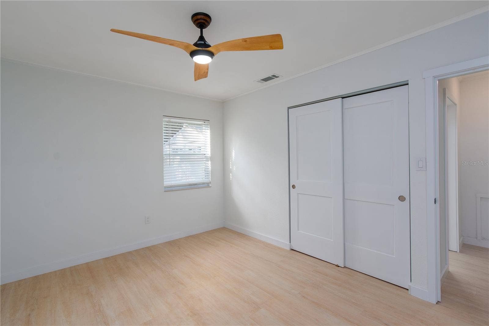 750 BAY ESPLANADE, Clearwater Beach, FL 33767 750 BAY ESPLANADE, Clearwater Beach, FL 33767