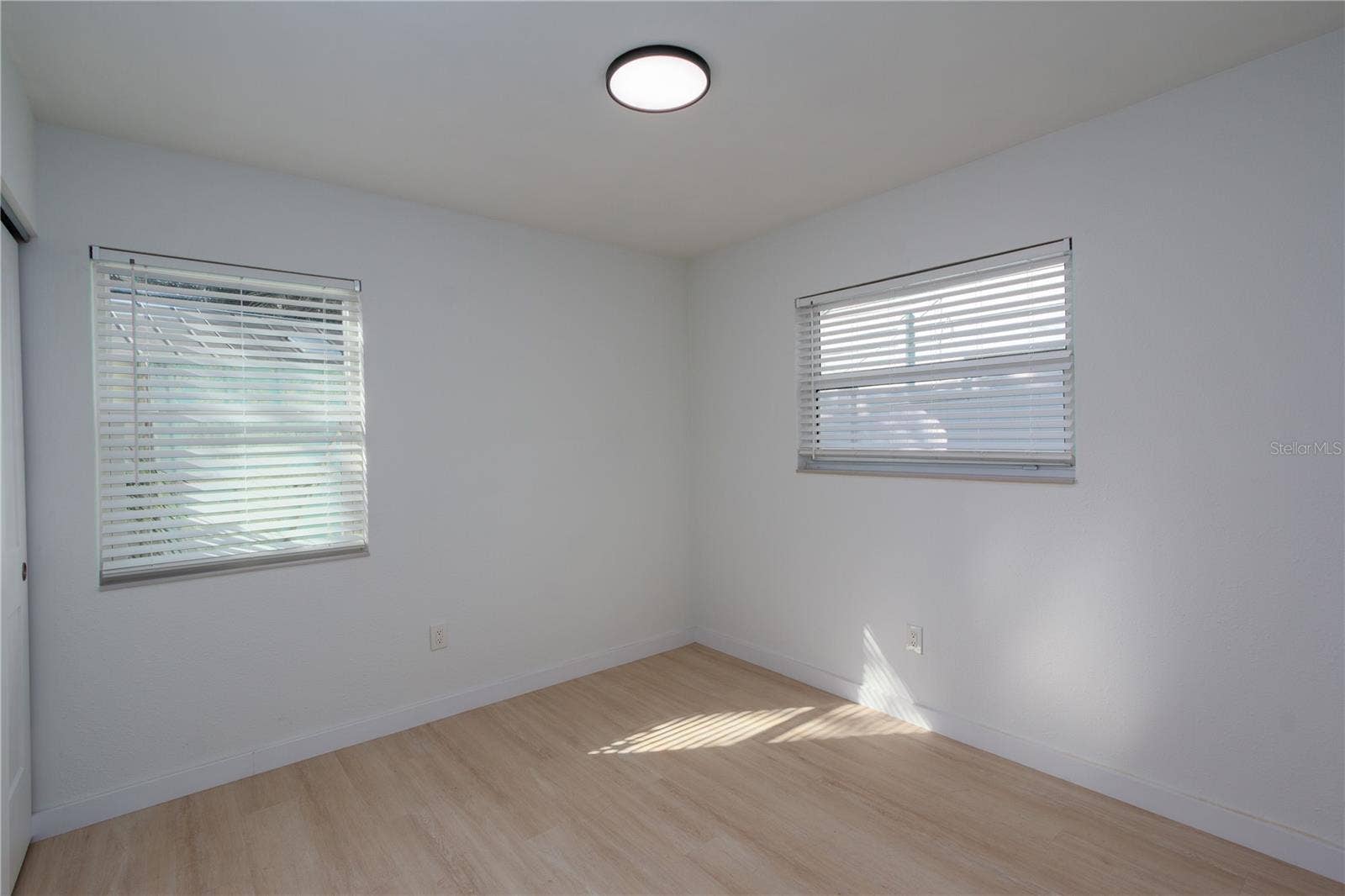 750 BAY ESPLANADE, Clearwater Beach, FL 33767 750 BAY ESPLANADE, Clearwater Beach, FL 33767