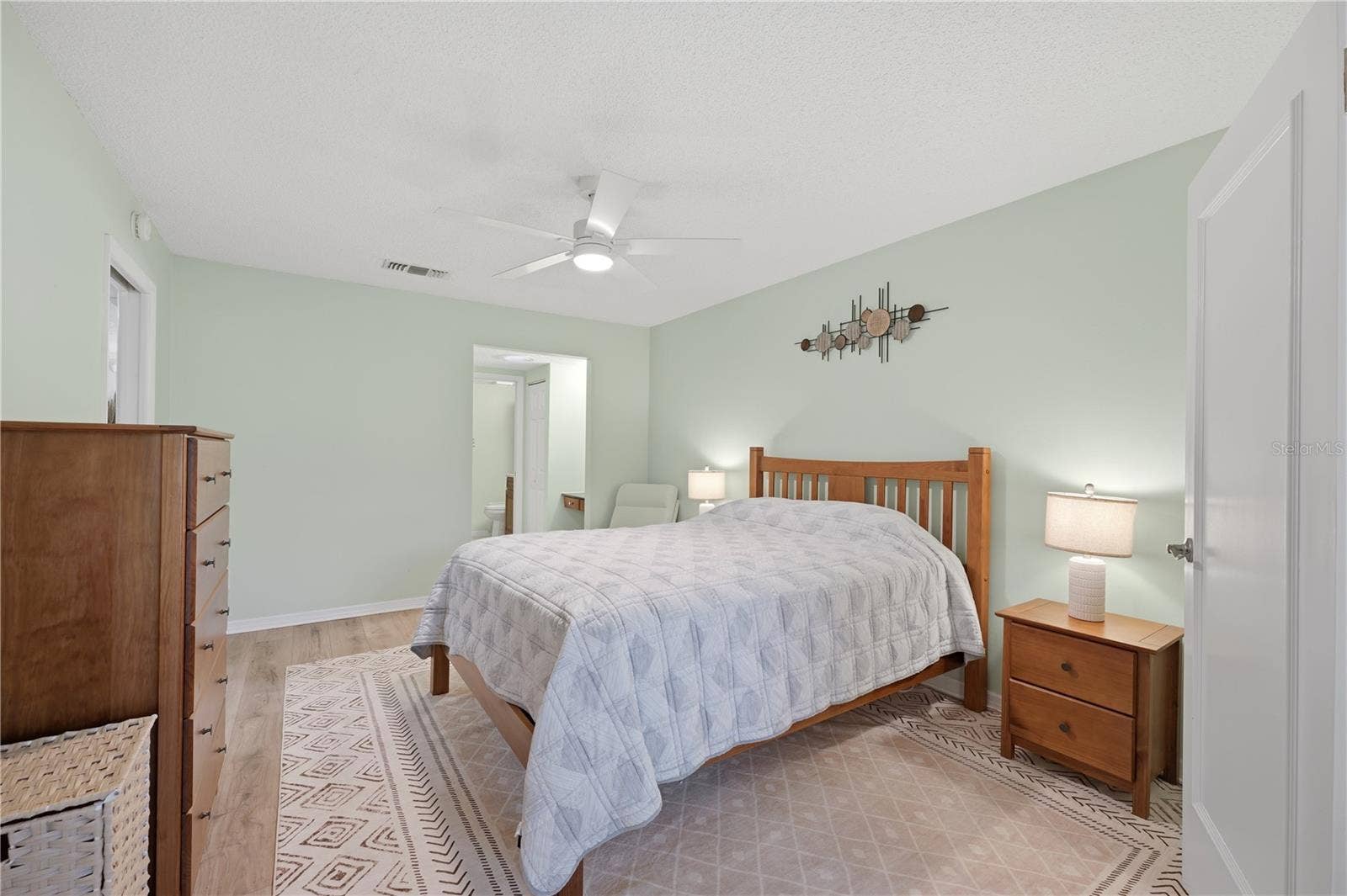 19029 US HIGHWAY 19 N, #18B, Clearwater, FL 33764 19029 US HIGHWAY 19 N, #18B, Clearwater, FL 33764