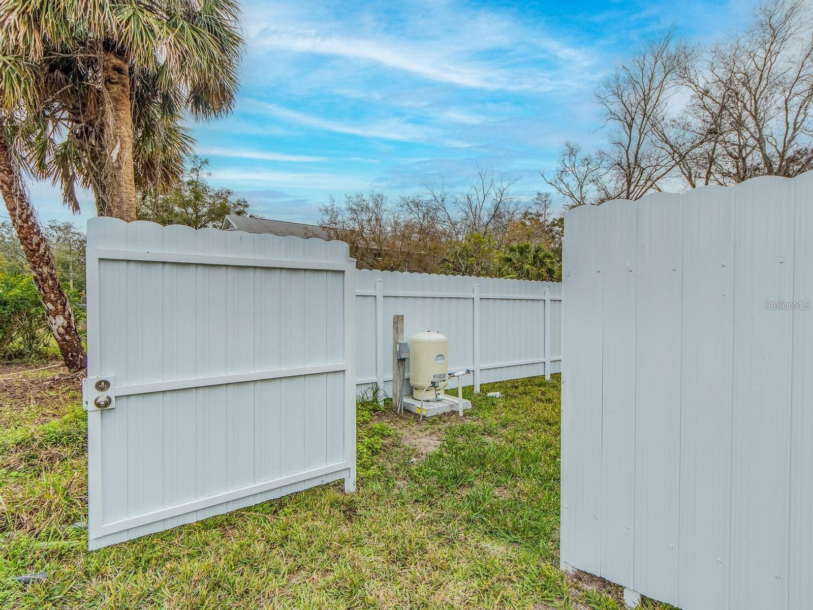 3837 STREAMSIDE LANE, New Port Richey, FL 34655 3837 STREAMSIDE LANE, New Port Richey, FL 34655