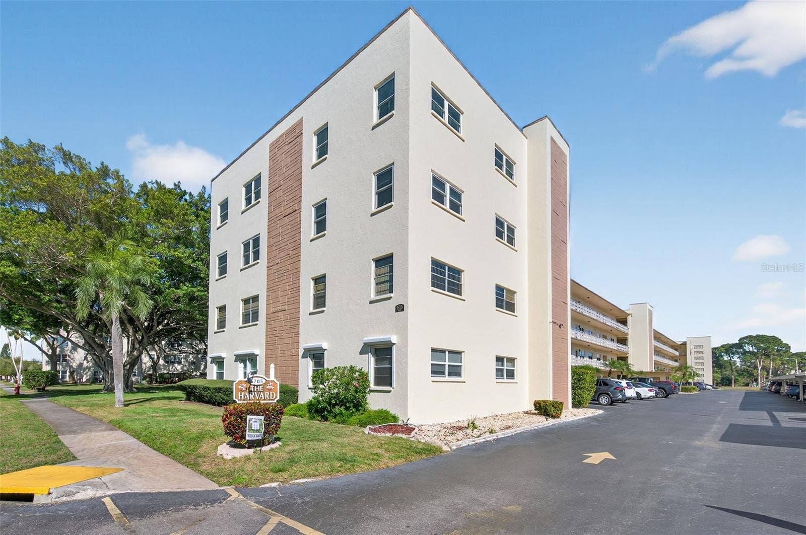 5705 80TH STREET N, #105, St Petersburg, FL 33709
