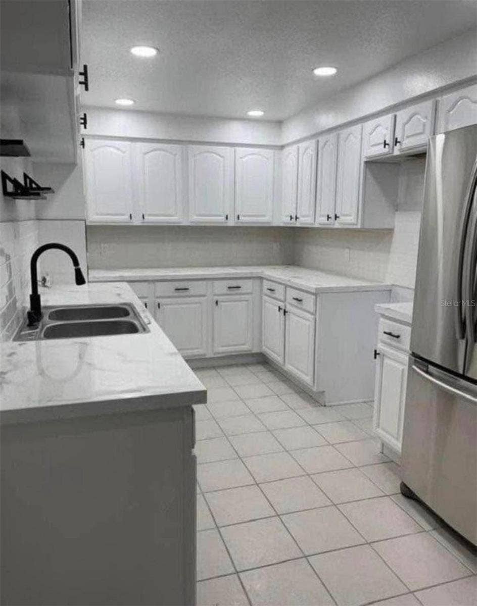 1725 W PERDIZ STREET, Tampa, FL 33612 1725 W PERDIZ STREET, Tampa, FL 33612