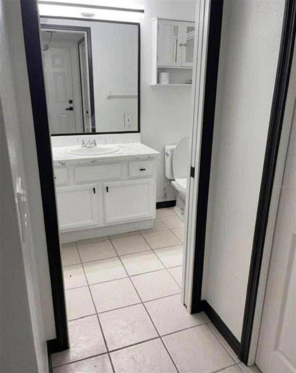 1725 W PERDIZ STREET, Tampa, FL 33612 1725 W PERDIZ STREET, Tampa, FL 33612
