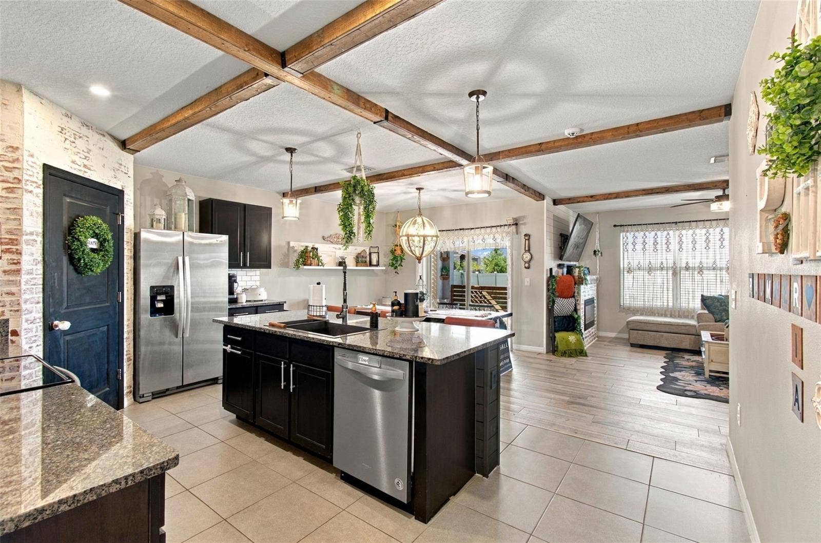 16472 LITTLE GARDEN DRIVE, Wimauma, FL 33598 16472 LITTLE GARDEN DRIVE, Wimauma, FL 33598