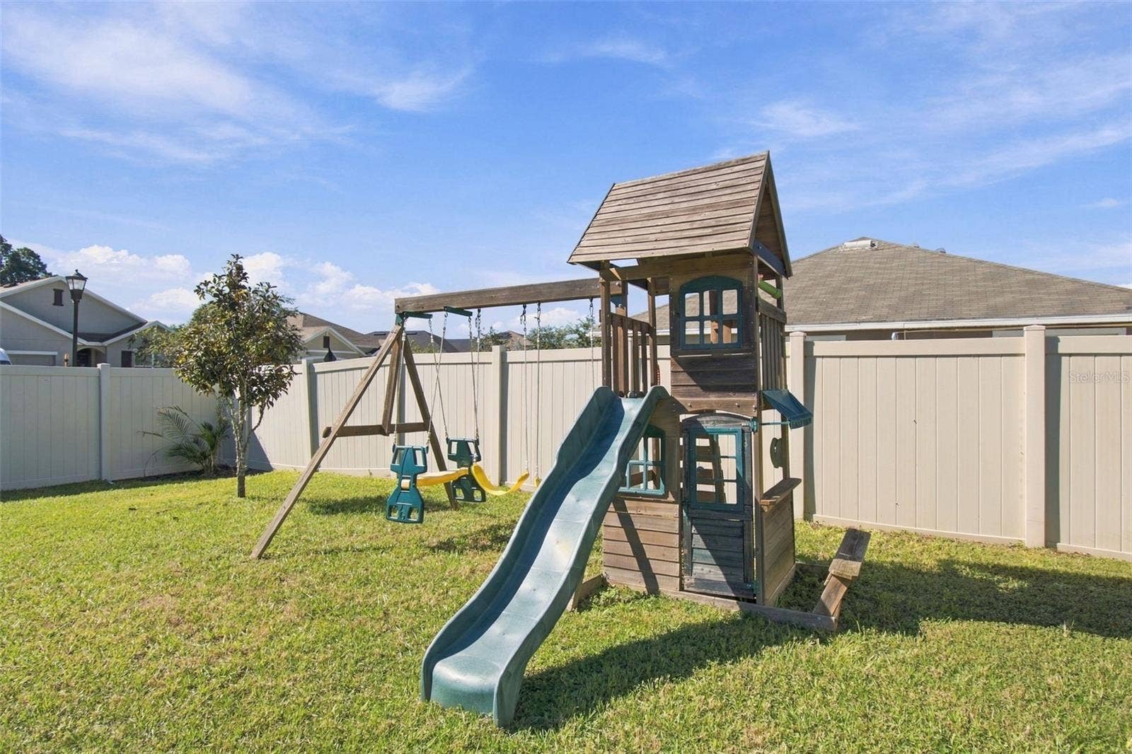 16472 LITTLE GARDEN DRIVE, Wimauma, FL 33598 16472 LITTLE GARDEN DRIVE, Wimauma, FL 33598