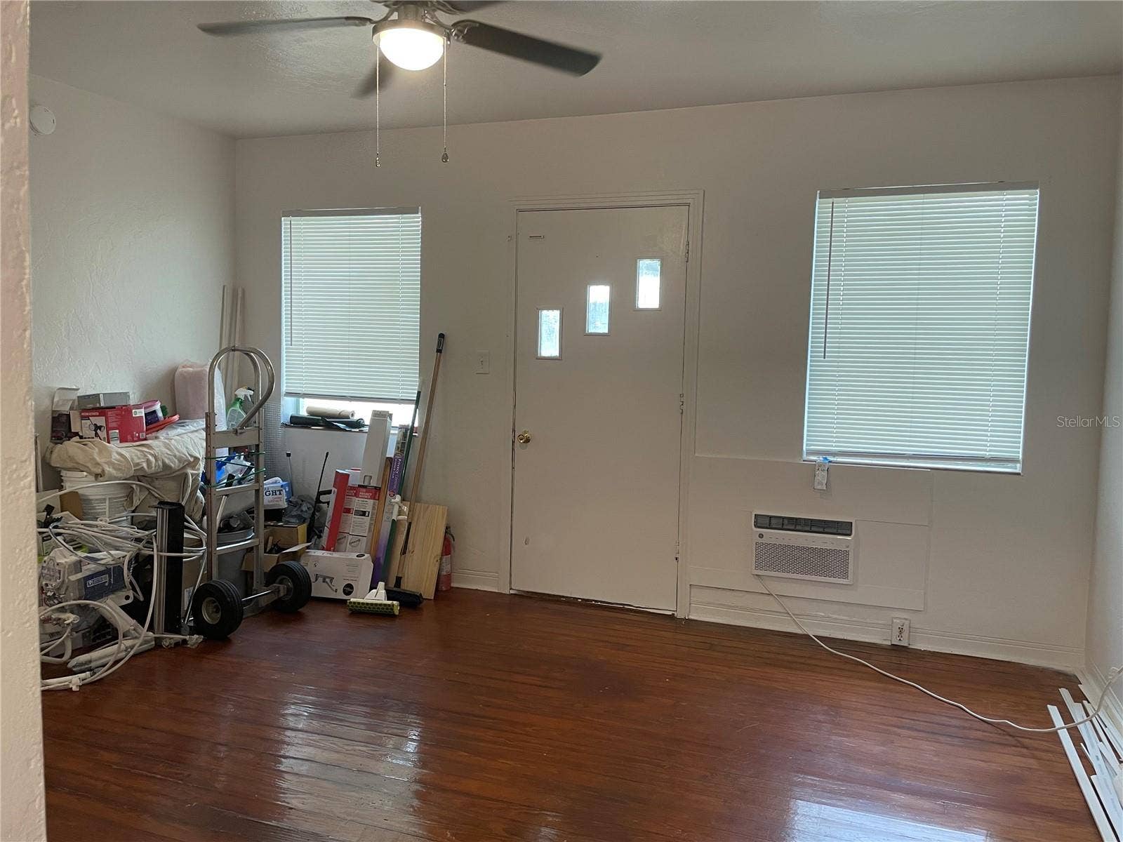 712 7TH STREET N, St Petersburg, FL 33701 712 7TH STREET N, St Petersburg, FL 33701