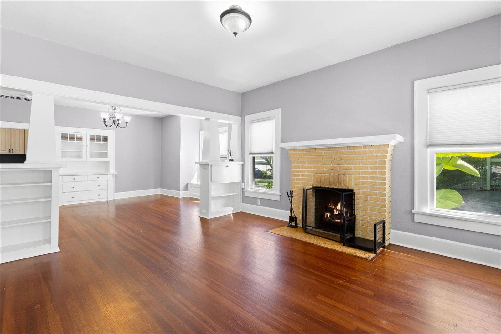 165 11TH AVENUE NE, St Petersburg, FL 33701 165 11TH AVENUE NE, St Petersburg, FL 33701